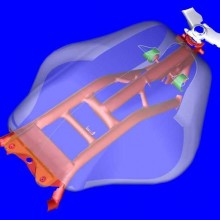 <br />３Ｄ設計したタンクを刀の３Ｄフレームで確認