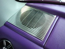 クロームスピーカー