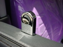 ドアロックノブ